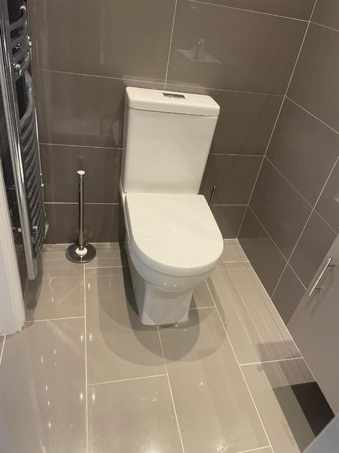 17 Eastgate Villa Cowbridge Exteriör bild